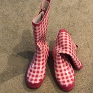 Rain boots